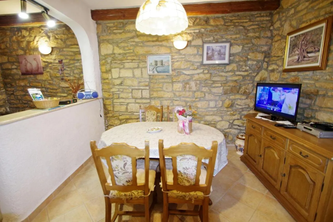 بيت للعطل Holiday House In Village Rakalj