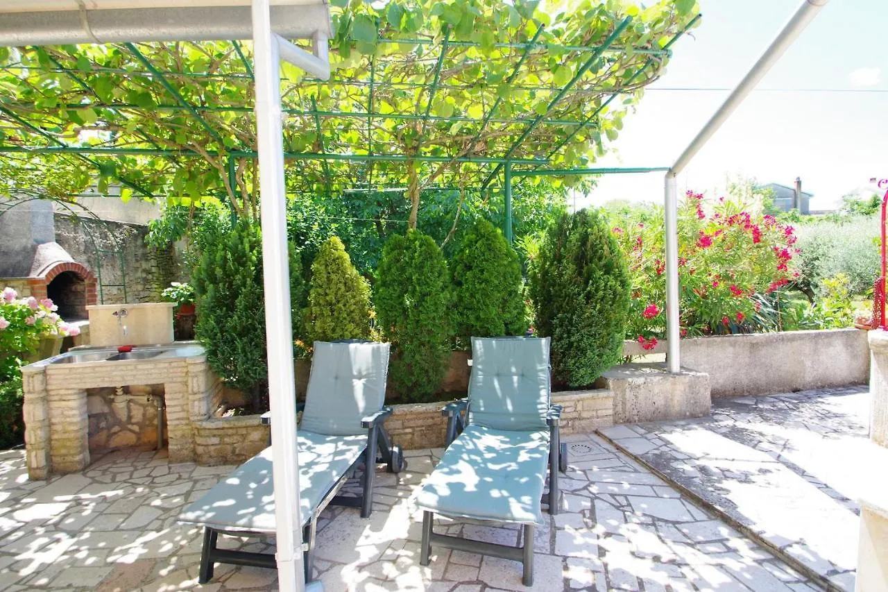 Holiday House In Village Rakalj 0*,  كرواتيا
